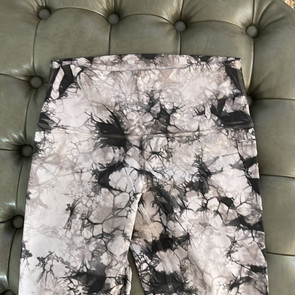 NWOT Lululemon Wunder Under 7/8 - Picture 5 of 6